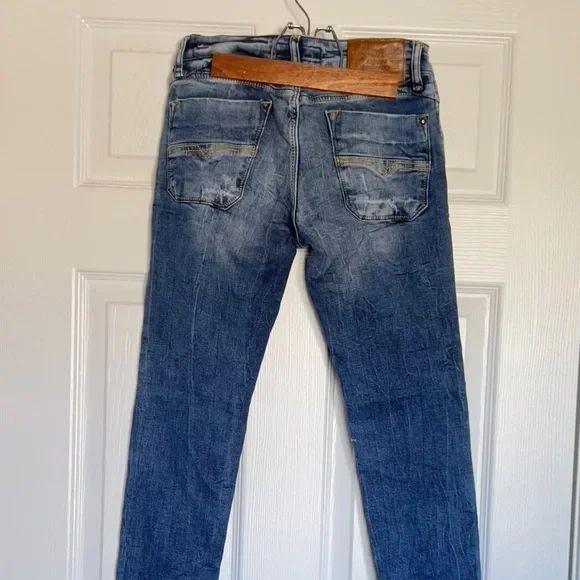 Diesel Made in Italy Slim Skinny Low Waist Jeans Size 28 - Picture 2 of 8